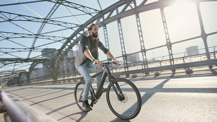 Customer-specific battery systems Customer-specific battery systems are used, for example, in e-bikes and pedelecs.