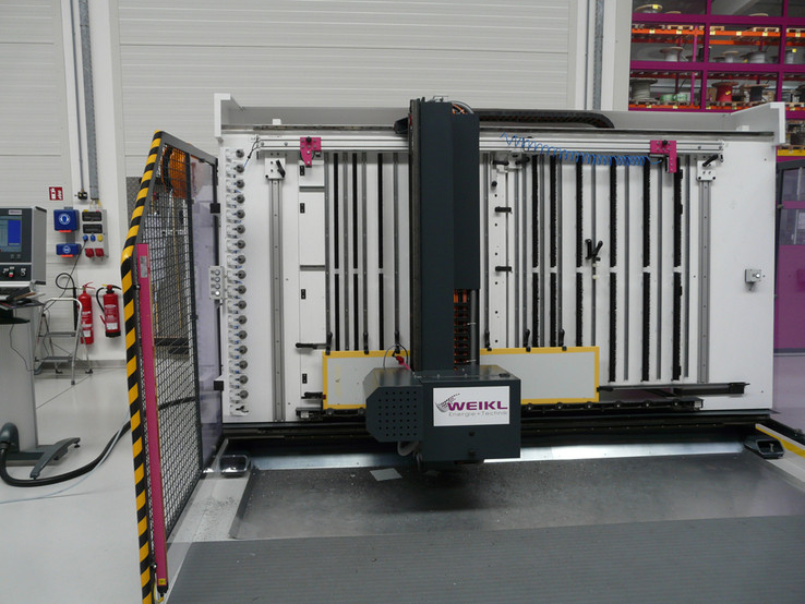 CNC processing of the control cabinets is carried out automatically using the EPLAN data.